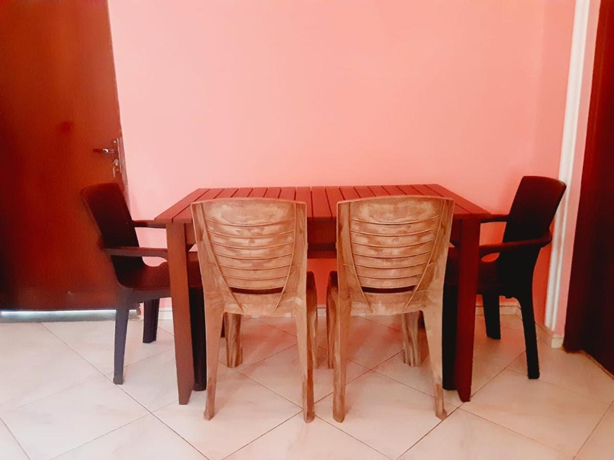 Mount House Hotel Apartment ديكويلاّ تين المظهر الخارجي الصورة