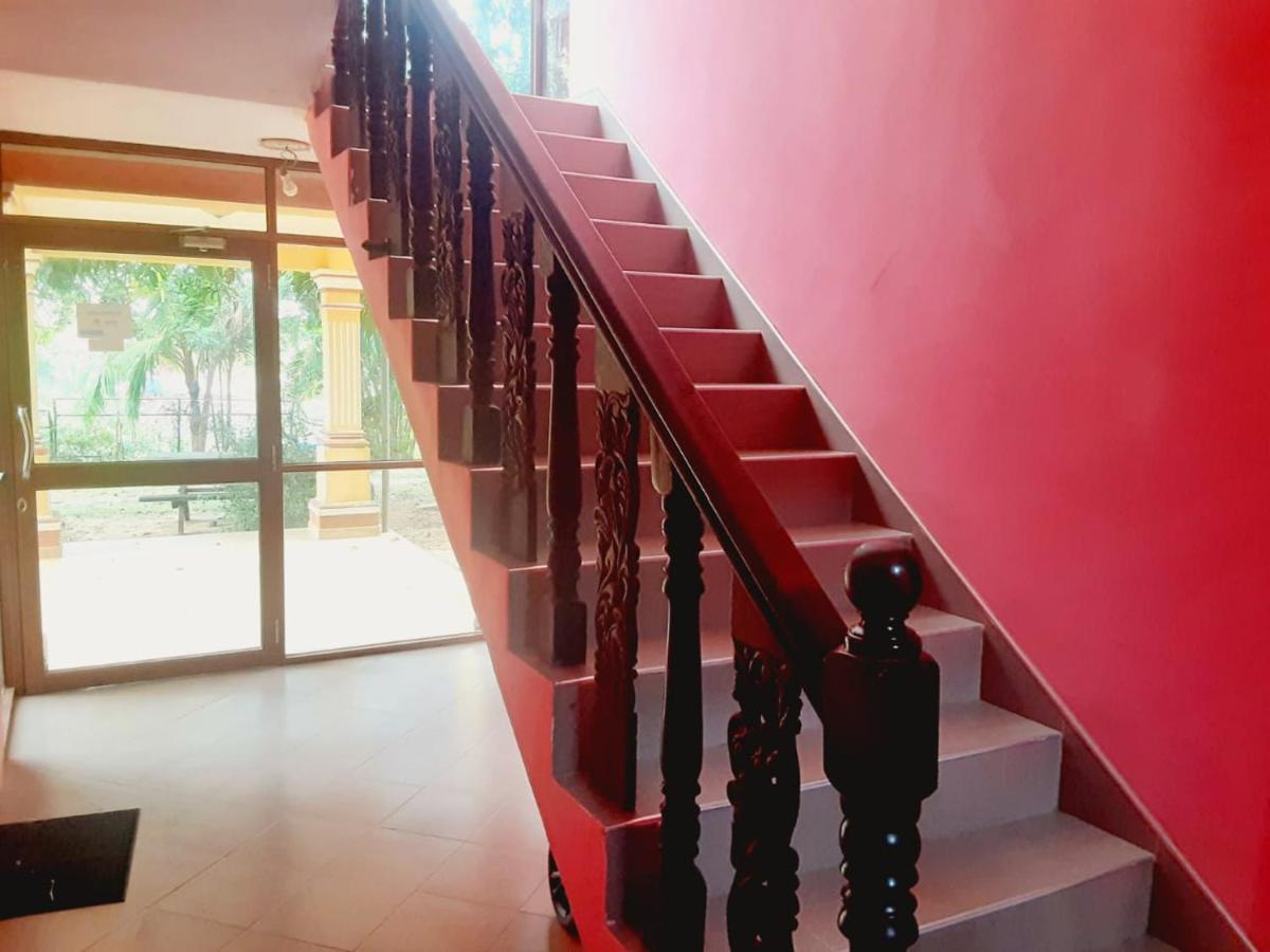 Mount House Hotel Apartment ديكويلاّ تين المظهر الخارجي الصورة