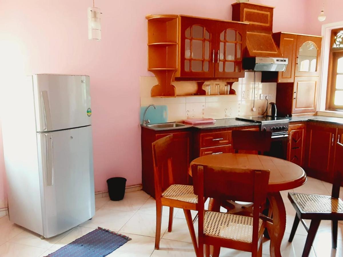 Mount House Hotel Apartment ديكويلاّ تين المظهر الخارجي الصورة